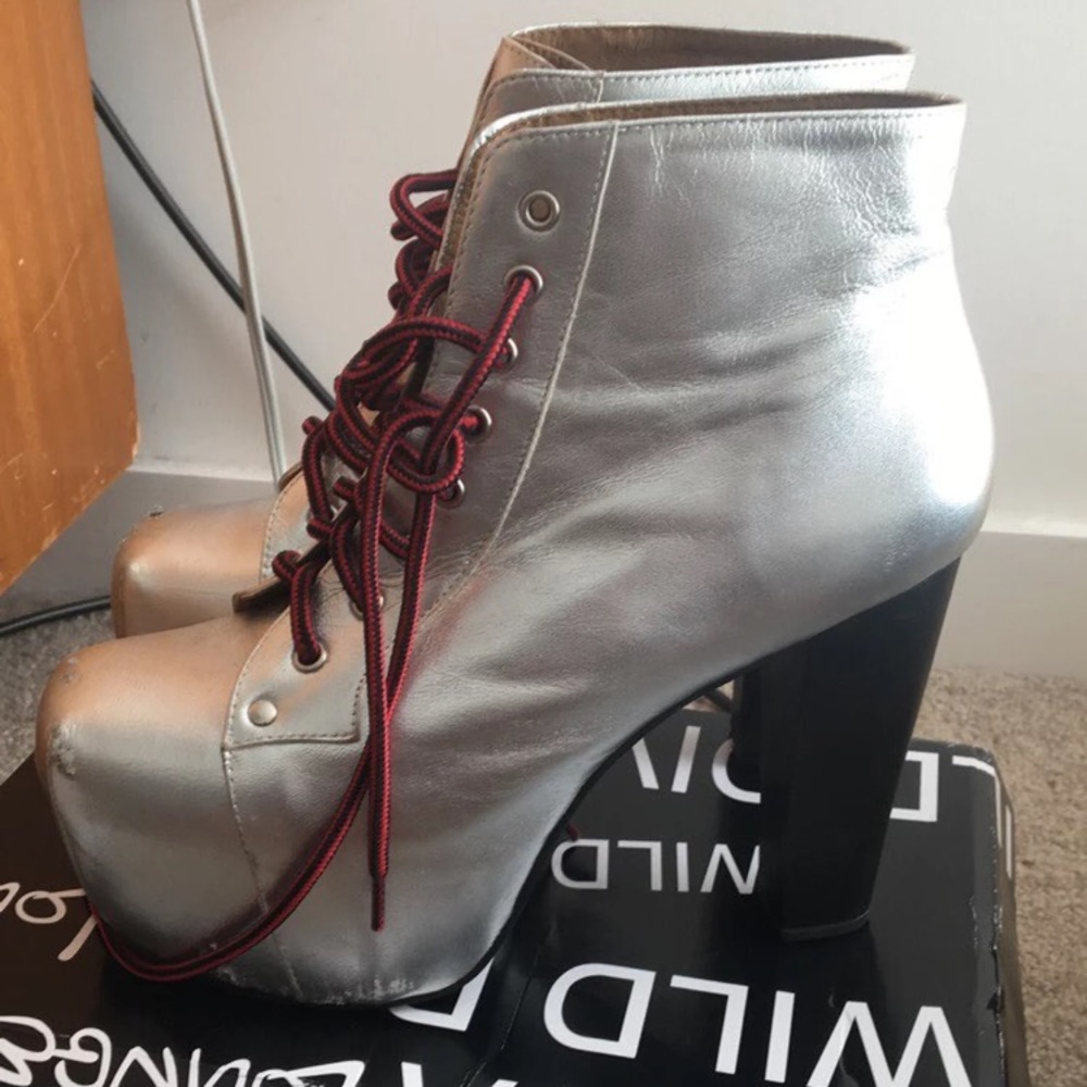 Metallic Litas - Picture 3 of 8